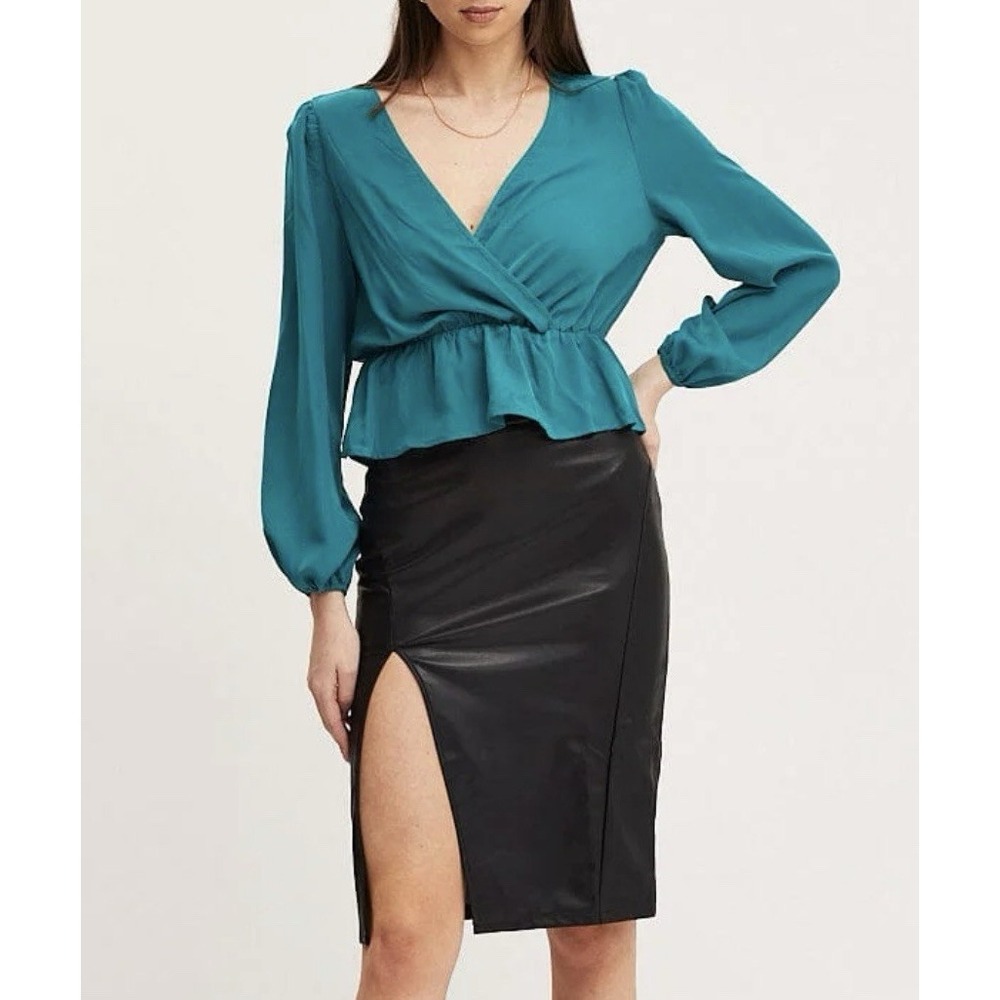 Ann Taylor Womens Blouse Top Medium Green‎ Crossover Plunge Satin Preppy Puffed